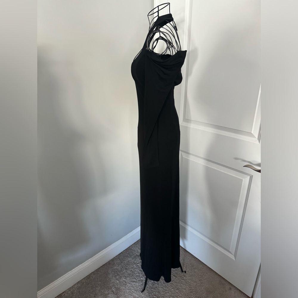 David Meister Long Sleeve with Cold Shoulder Black Dress Size 2 - Picture 3 of 8